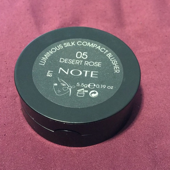 NOTE COSMETICS – LUMINOUS SILK COMPACT BLUSHER - Picture 3 of 3